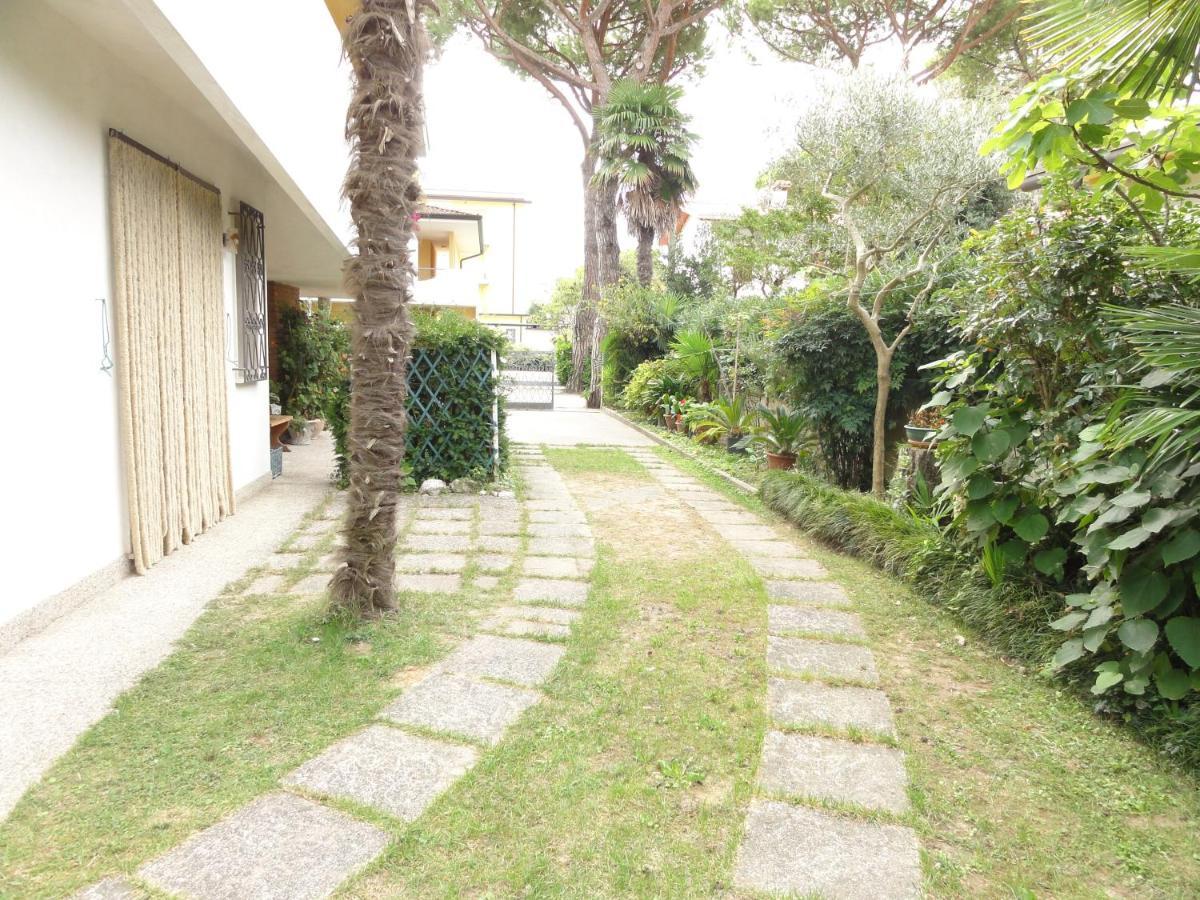 Villa Galasso Bibione Esterno foto